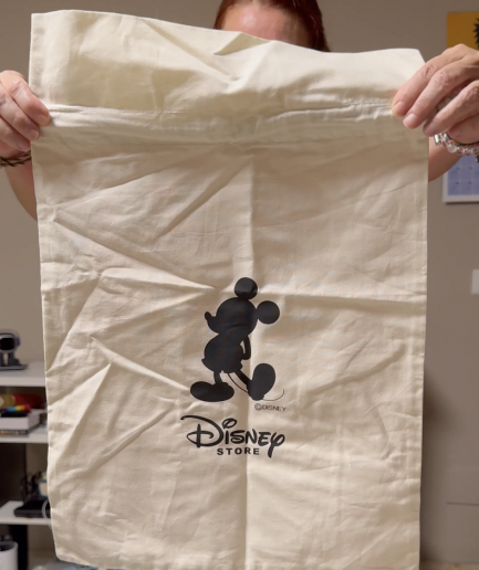 BOLSA / SACO NAVIDAD PEQUEÑA DISNEY STORE JAPON